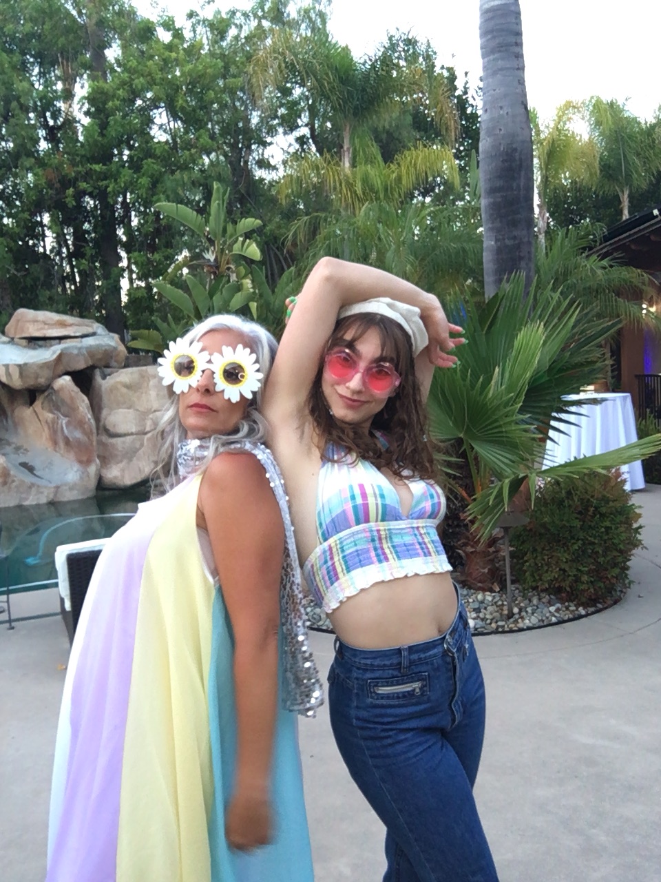 this.props.alt — 2