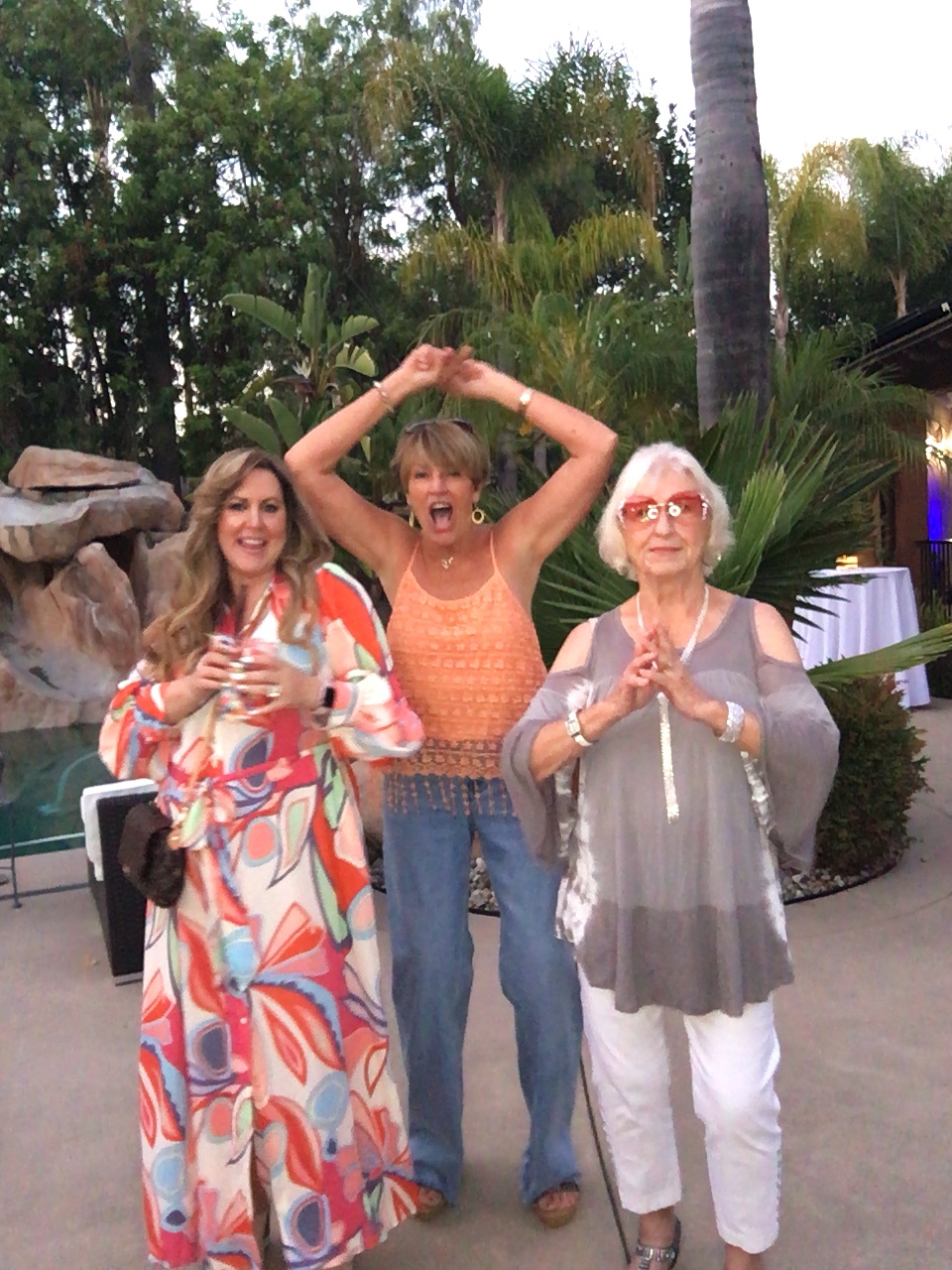 this.props.alt — 2