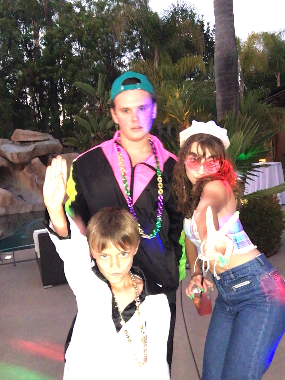 this.props.alt — 2