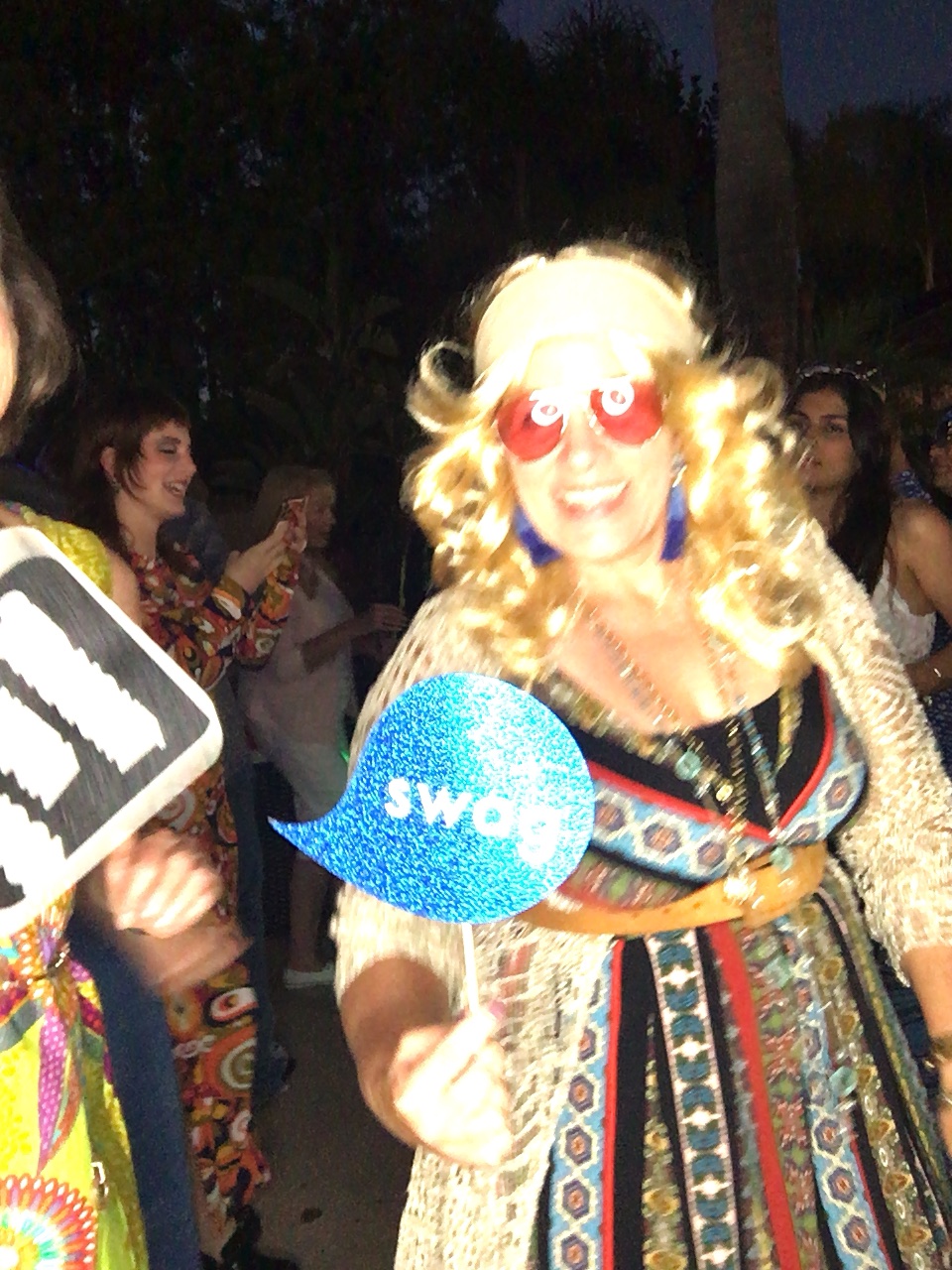 this.props.alt — 2