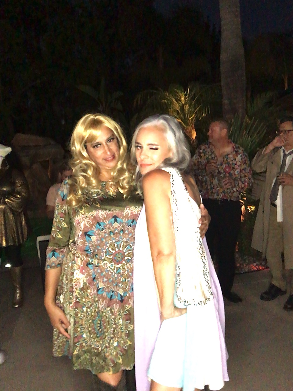 this.props.alt — 2