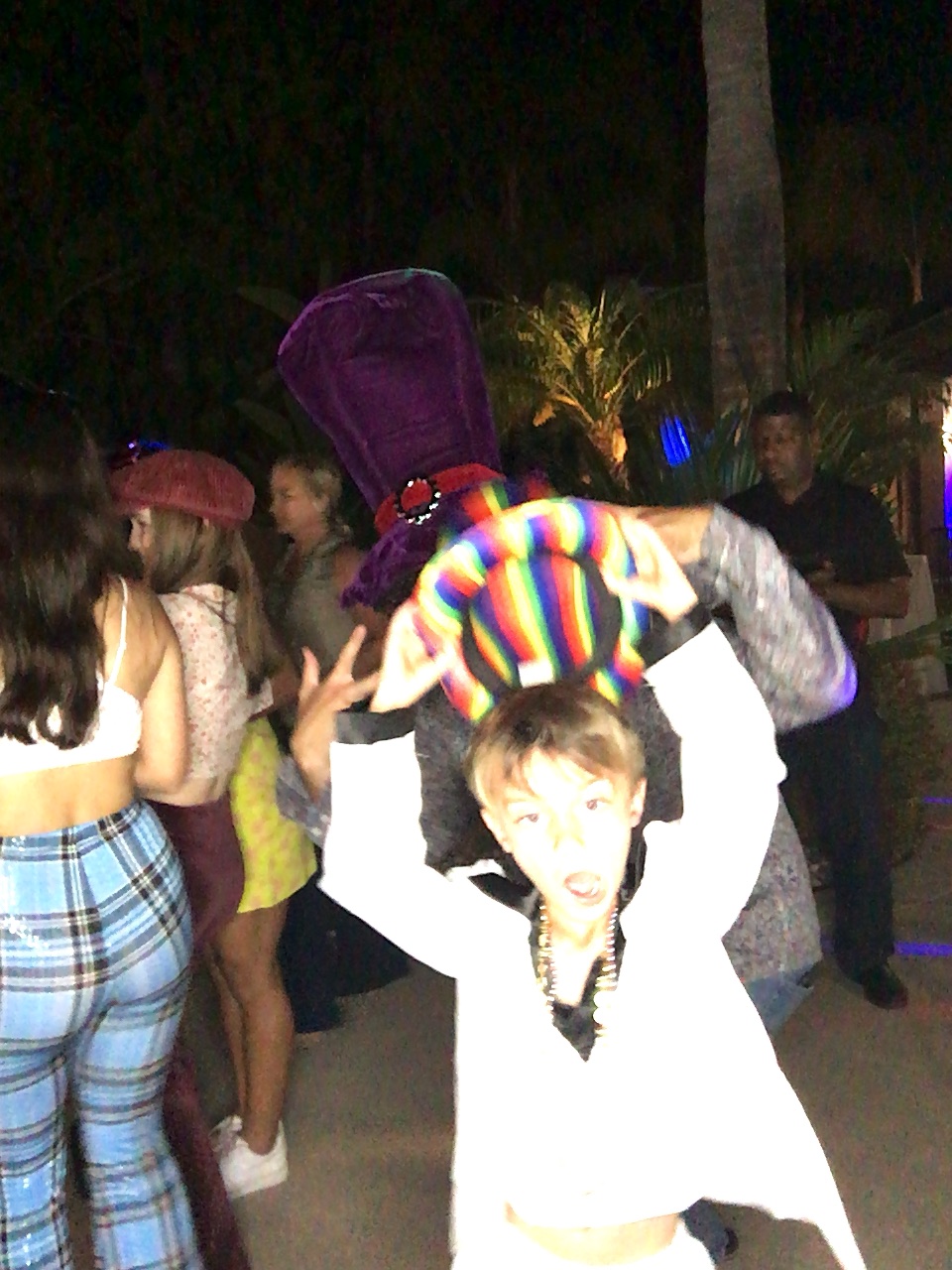 this.props.alt — 2