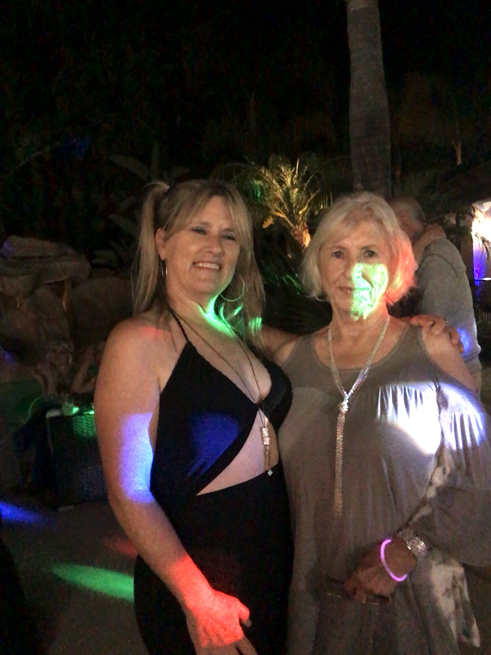 this.props.alt — 2