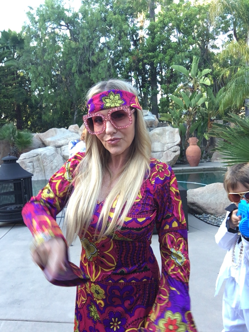 this.props.alt — 2